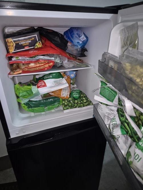 Second-hand TCL 197L Top Mount Fridge - Photo 3)