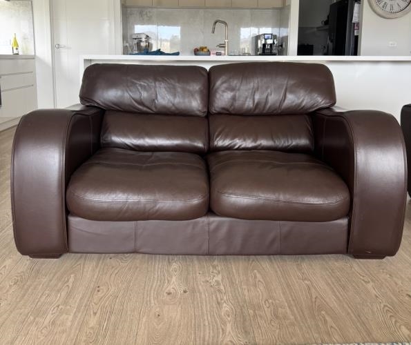 Second-hand Two Seater Sofa - Photo 3)