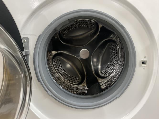 Second-hand Bosch 8kg / 4.5kg Washer-Dryer Combo - Photo 3)