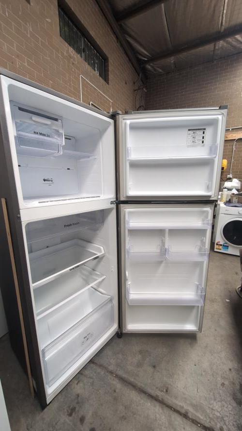 Second-hand Samsung 393L Top Mount Fridge - Photo 3)