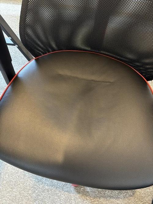 Second-hand IKEA MATCHSPEL Gaming Chair - Photo 3)