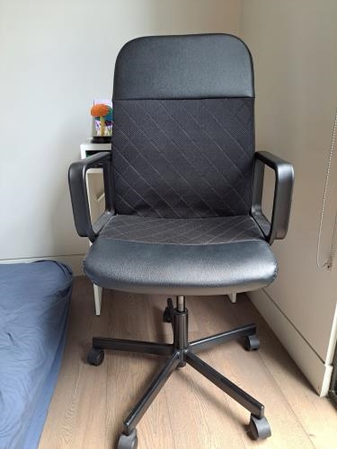 Second-hand IKEA Office Swivel Chair - Photo 3)