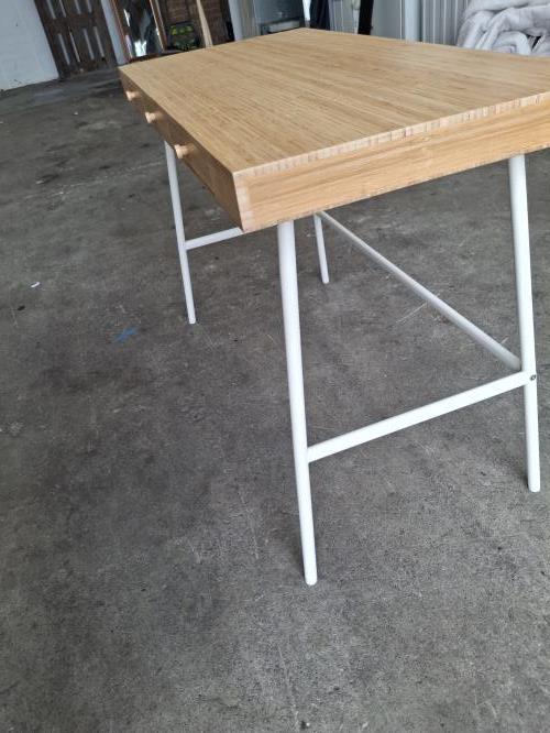 Second-hand IKEA Desk - Photo 3)