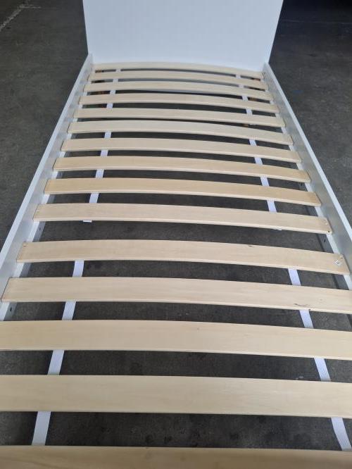 Second-hand Single Bed Frame - Photo 3)