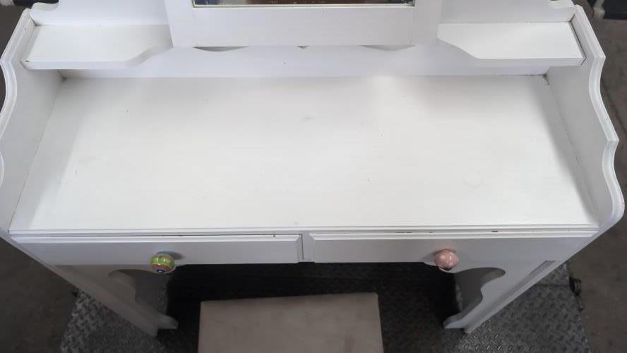 Second-hand Dressing Table with Stool - Photo 3)