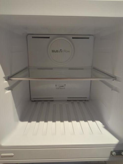 Second-hand Chiq 216L Top Mount Fridge - Photo 3)