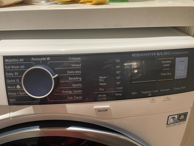 Second-hand Electrolux 8kg / 4.5kg Washer-Dryer Combo - Photo 3)