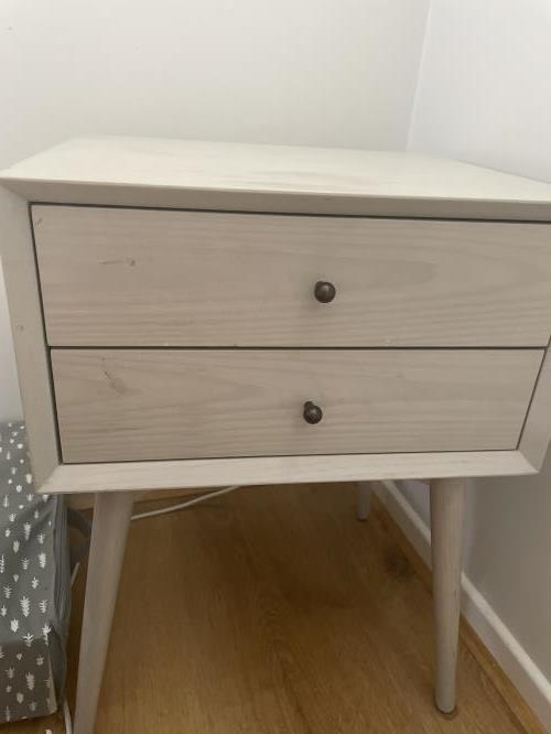 Second-hand Pair of Bedside Tables - Photo 3)