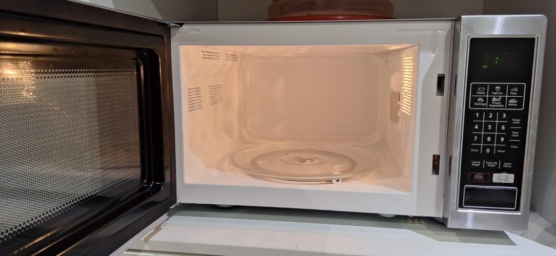 Second-hand Anko Microwave - Photo 3)