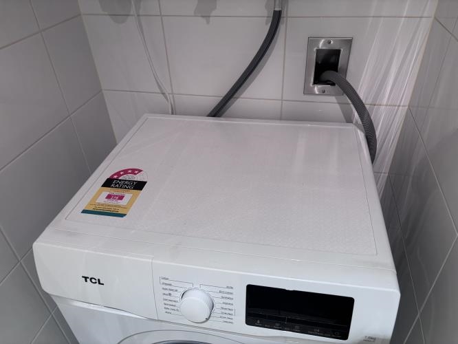 Second-hand TCL 7.5kg Front Load Washing Machine - Photo 3)