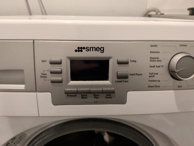 Second-hand Smeg 7.5kg Front Load Washing Machine - Photo 3)