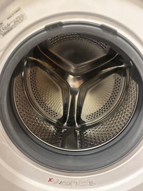 Second-hand Beko 7.5kg / 4kg Washer-Dryer Combo - Photo 3)