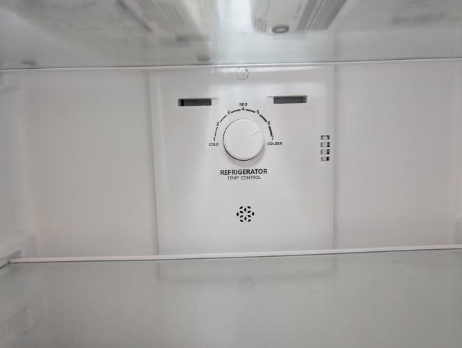 Second-hand Hisense 205L Top Mount Fridge - Photo 3)