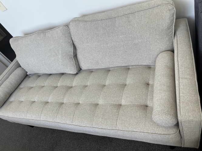 Second-hand Three Seater Sofa - Photo 3)