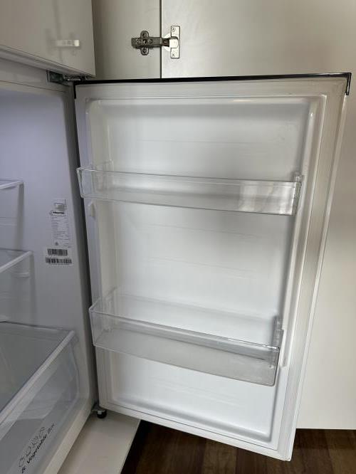 Second-hand Hisense 205L Top Mount Fridge - Photo 3)