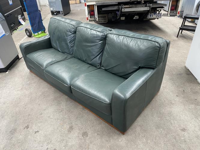 Second-hand Sofa - Photo 3)