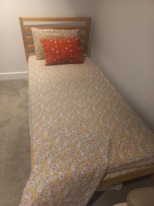 Second-hand IKEA Single Bed Frame - Photo 3)