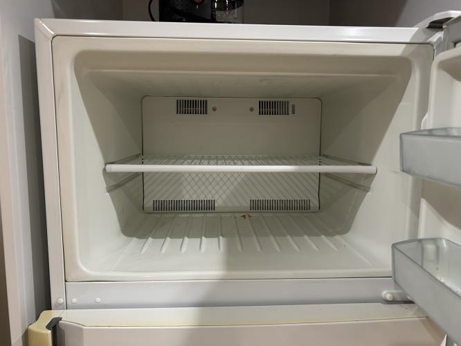 Second-hand Westinghouse 420L Top Mount Fridge - Photo 3)