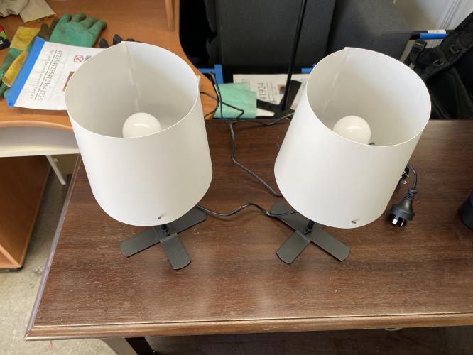 Second-hand Set of 2 IKEA Bedside Lamps - Photo 3)