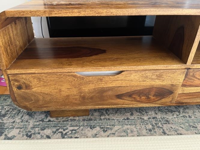 Second-hand Entertainment Unit - Photo 3)