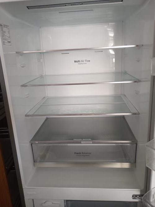 Second-hand LG 420L Bottom Mount Fridge - Photo 3)