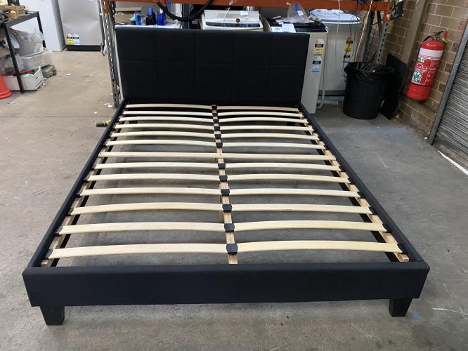 Second-hand Queen Size Bed Frame - Photo 3)