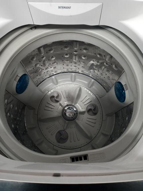 Second-hand LG 6.5kg Top Load Washing Machine - Photo 3)
