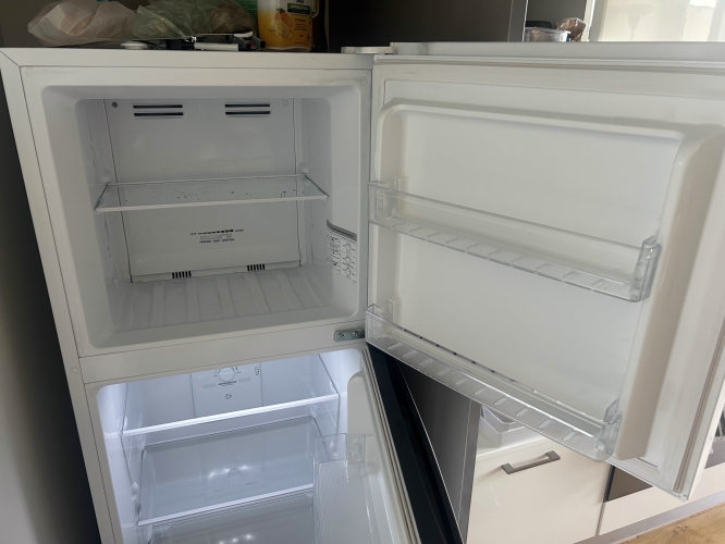Second-hand Hisense 205L Top Mount Fridge - Photo 3)