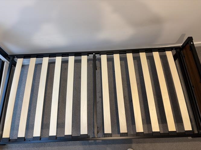 Second-hand Single Bed Frame - Photo 3)