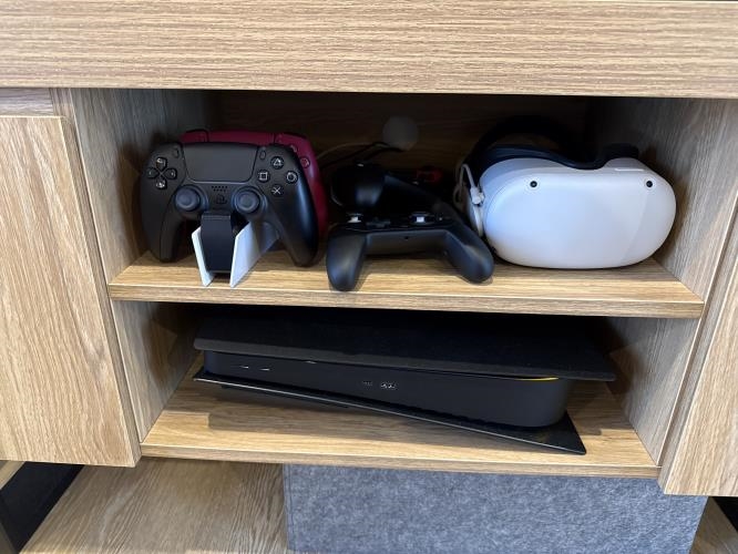 Second-hand Entertainment Unit - Photo 3)