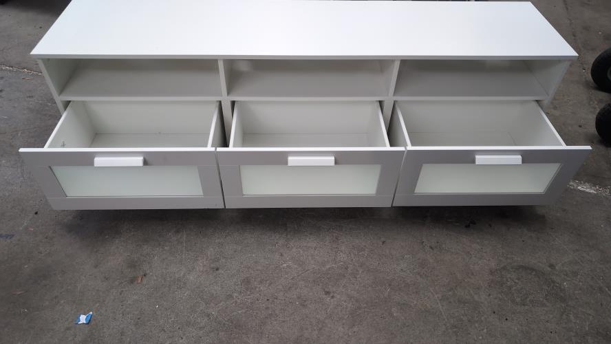 Second-hand Entertainment Unit - Photo 3)