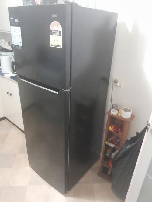 Second-hand Chiq 348L Top Mount Fridge - Photo 3)