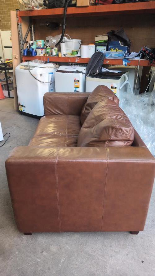 Second-hand Sofa - Photo 3)