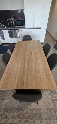 Second-hand Dining Table with 6 Chairs - Photo 3)