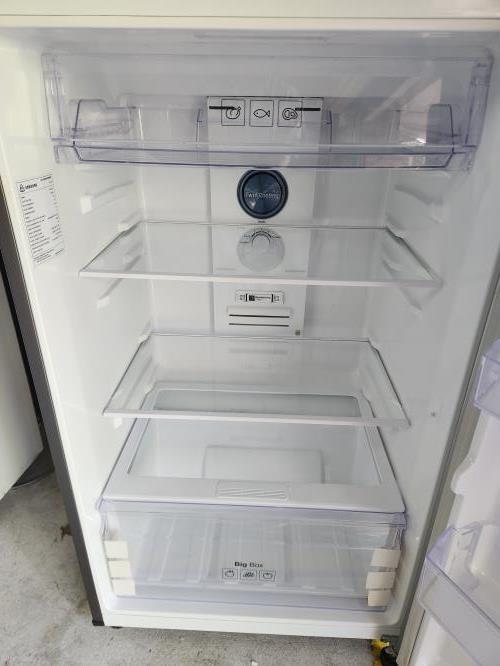 Second-hand Samsung 400L Top Mount Fridge - Photo 3)