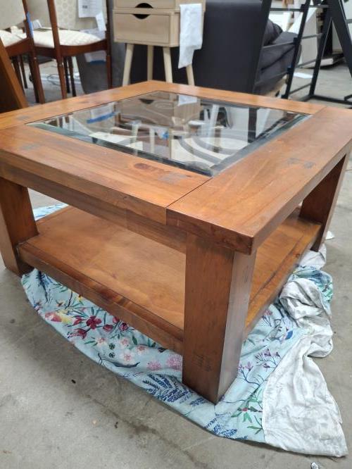 Second-hand Coffee Table - Photo 3)