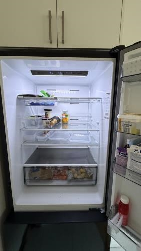 Second-hand Hisense 417L Bottom Mount Fridge - Photo 3)