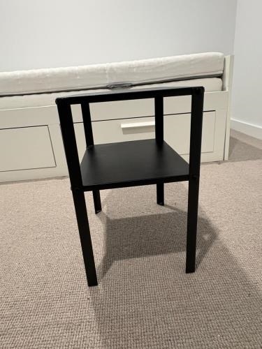 Second-hand Side Table - Photo 3)
