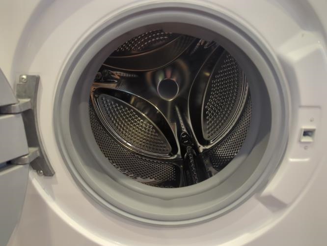 Second-hand Bosch 8kg Front Load Washing Machine - Photo 3)