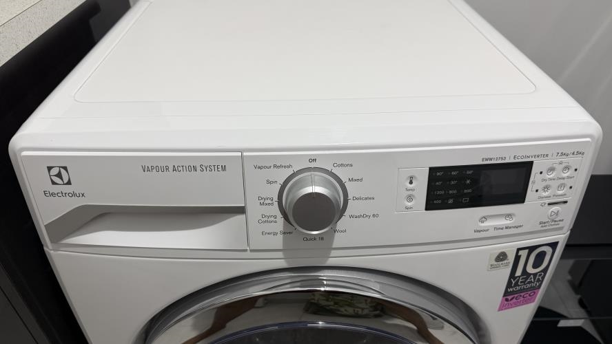 Second-hand Electrolux 7.5kg / 4.5kg Washer-Dryer Combo - Photo 3)