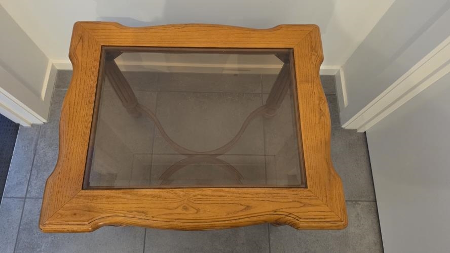 Second-hand Coffee Table - Photo 3)