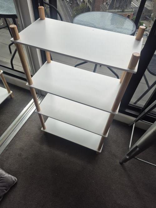 Second-hand Display Shelves - Photo 3)