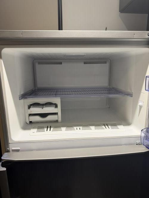 Second-hand Beko 415L Top Mount Fridge - Photo 3)