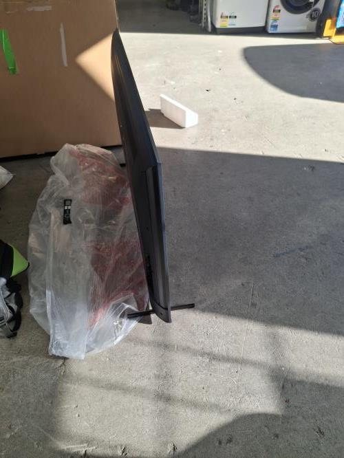 Second-hand Kogan 55\" Smart TV - Photo 3)