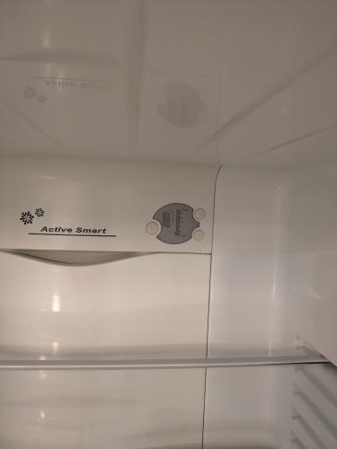 Second-hand Fisher & Paykel 403L Bottom Mount Fridge - Photo 3)