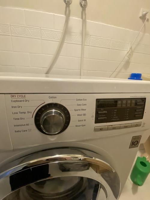 Second-hand LG 7kg / 4kg Washer-Dryer Combo - Photo 3)