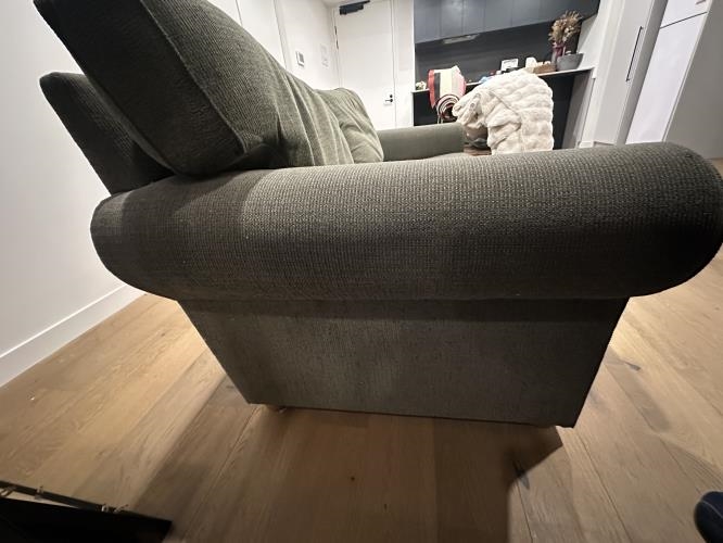 Second-hand Couch - Photo 3)