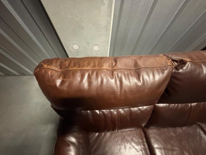Second-hand Three Seater Sofa - Photo 3)