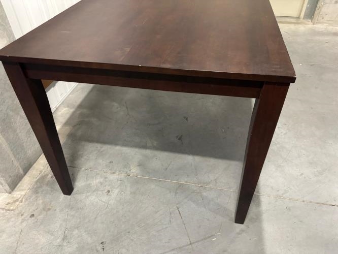 Second-hand Dining Table (no chairs) - Photo 3)