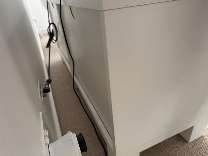Second-hand Entertainment Unit - Photo 3)